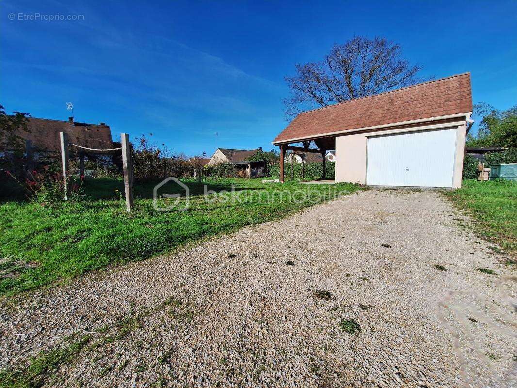 Maison à MENESTREAU-EN-VILLETTE