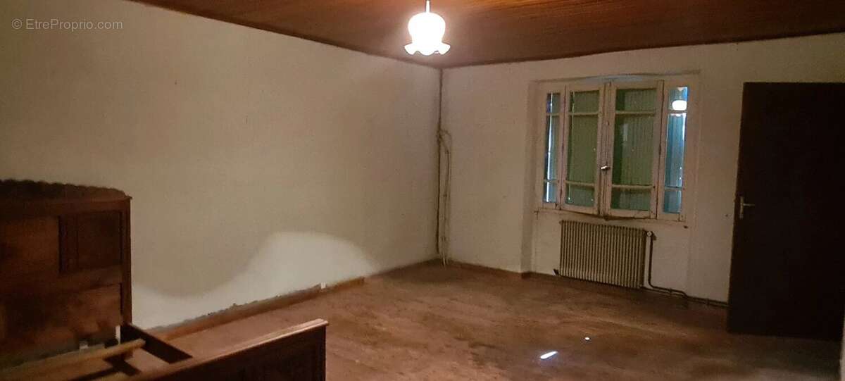 Maison à MONTREDON-LABESSONNIE