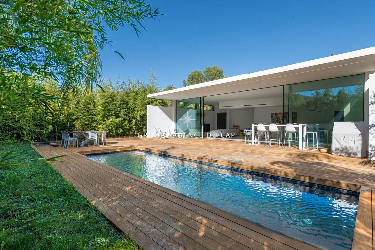 Maison à SAINT-RAPHAEL