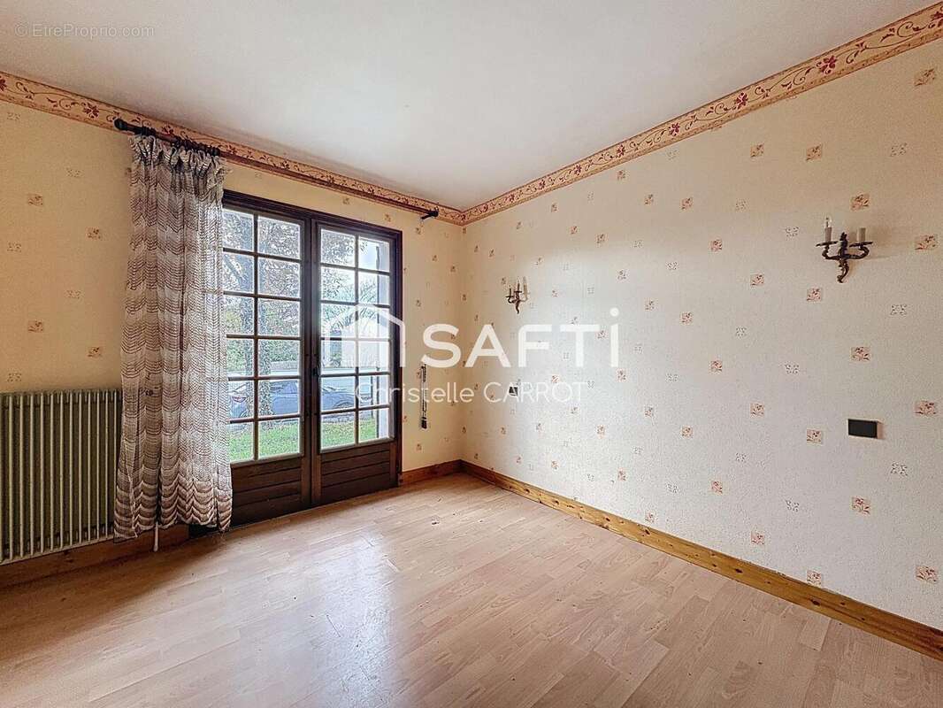 Photo 6 - Maison à BEYCHAC-ET-CAILLAU