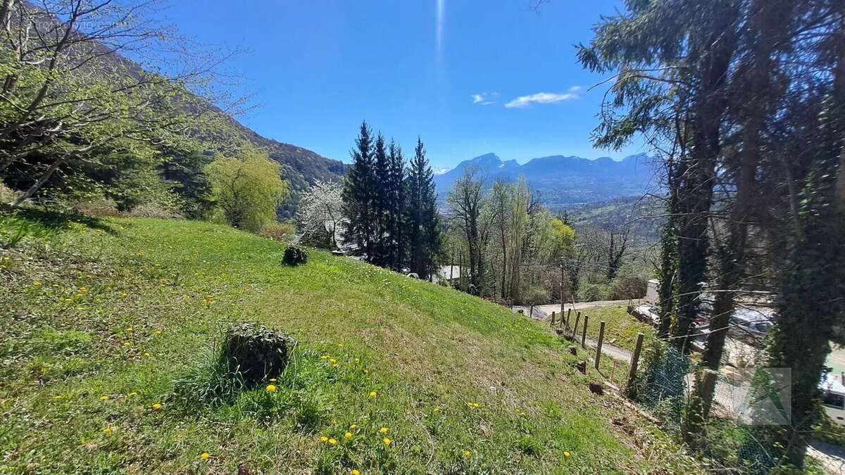 Terrain à VEREL-PRAGONDRAN
