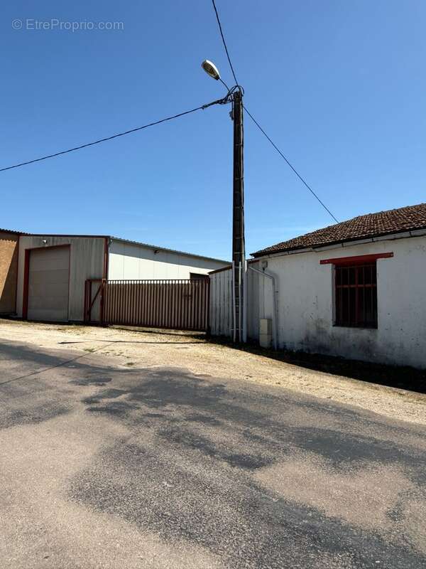 Local/bureau à vendre proche de VENAREY LES LAUMES (21) - photo 4