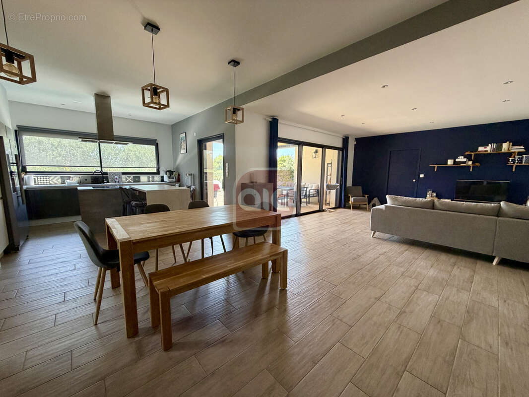 BEAULIEU: Superbe villa contemporaine T4 de plain-pied de plus de 110 m2 - photo 7
