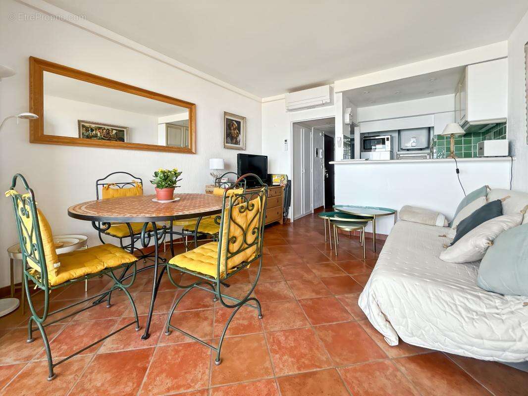 Appartement à FREJUS