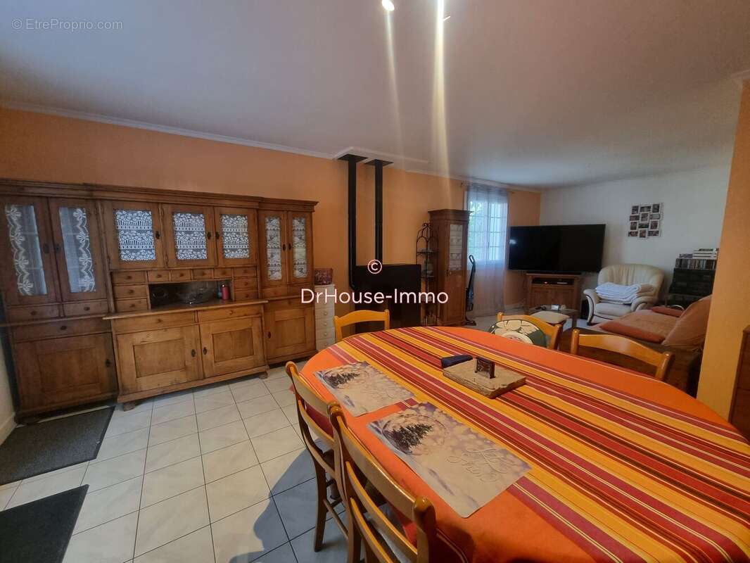 Maison 123 m² à Saint-Germain-Des-Pres  - photo 11