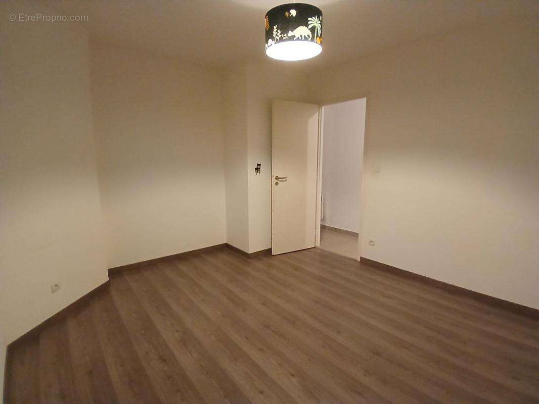 Maison à AUSSAC-VADALLE