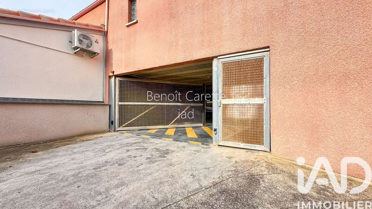 Photo 3 - Parking à LEUCATE