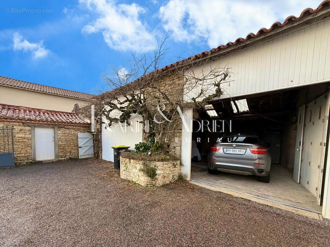 Photo 2 - Maison à BOURNEAU