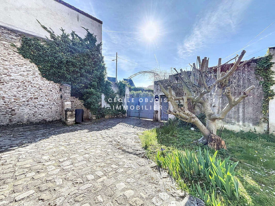 Maison à CHAMPIGNY-SUR-MARNE