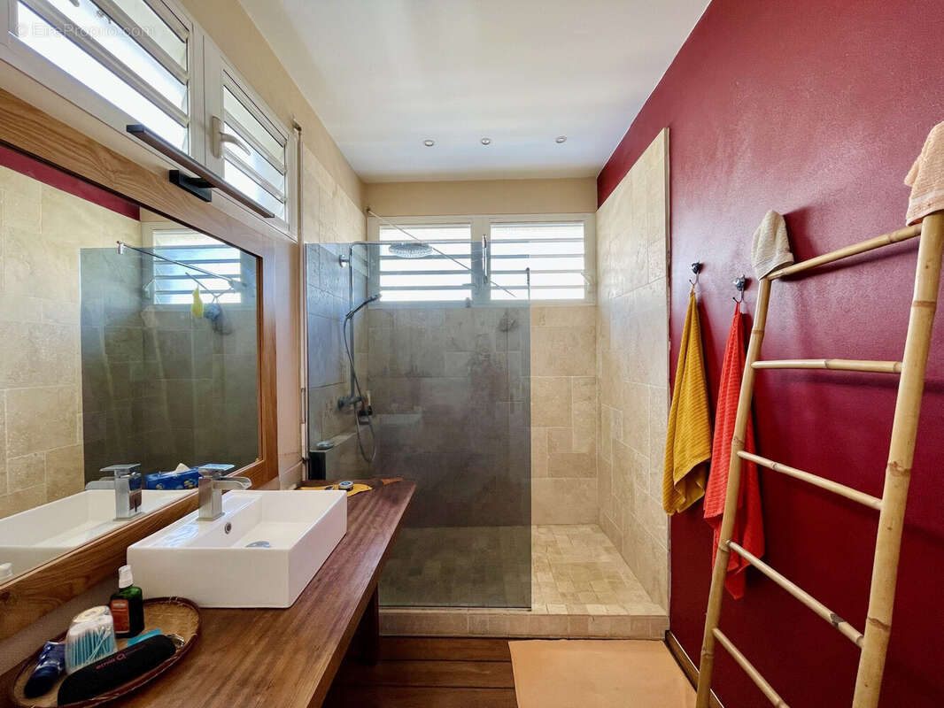 Maison à LE TAMPON