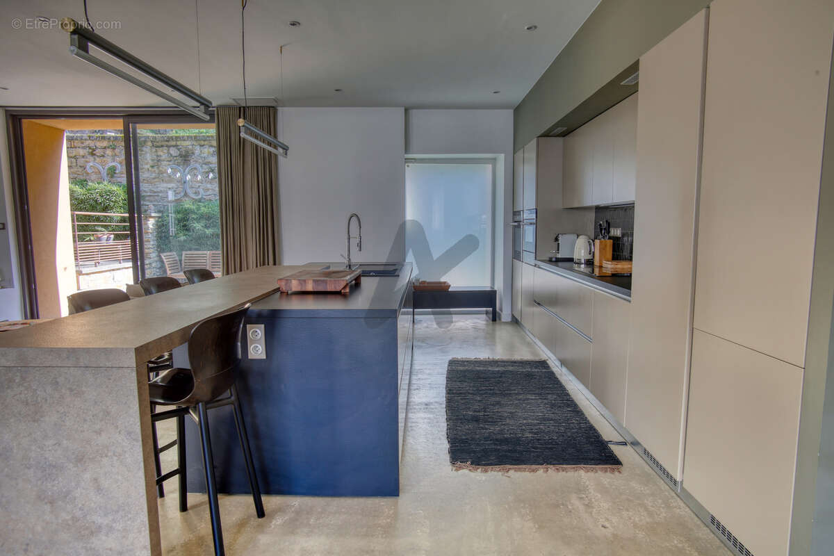 Maison à LYON-4E