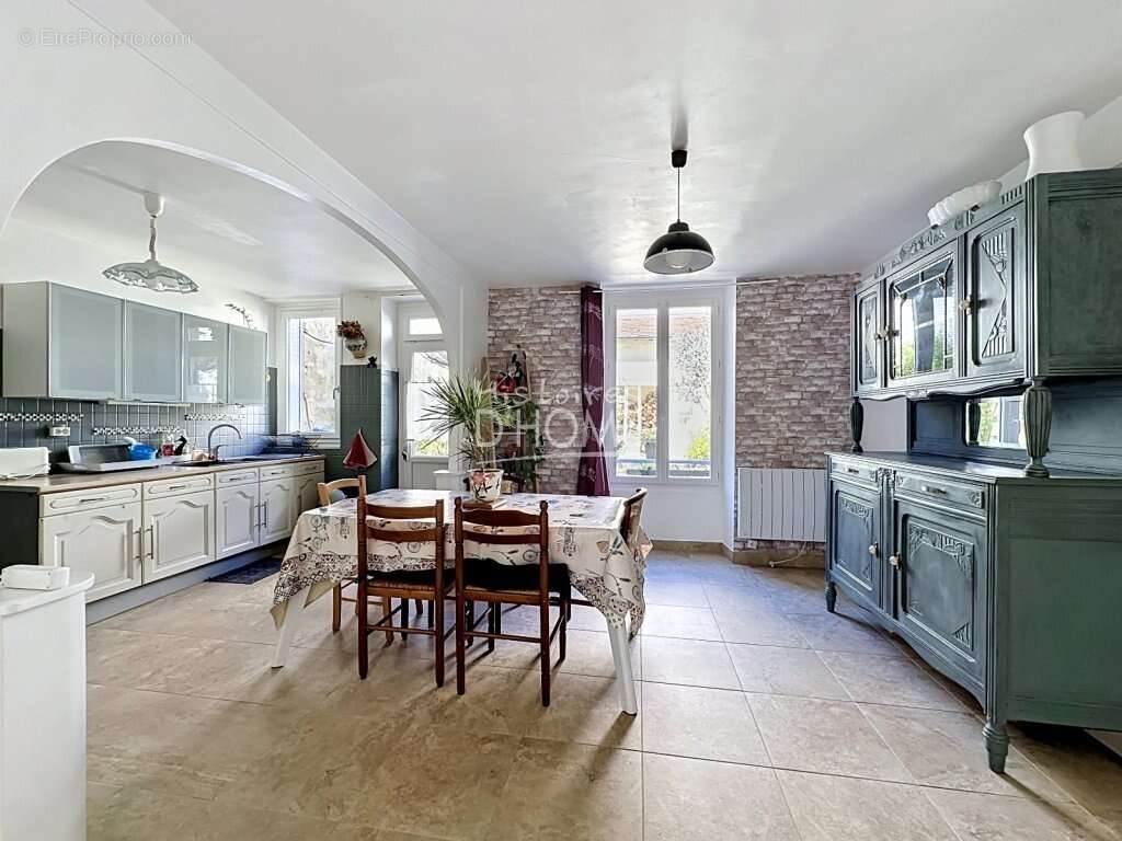 Maison à LA FERTE-GAUCHER