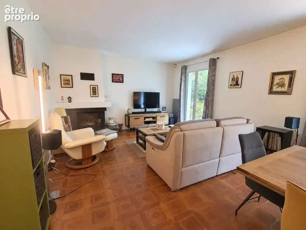 Maison à vendre 7 pièces ESCALA (65) - photo 6