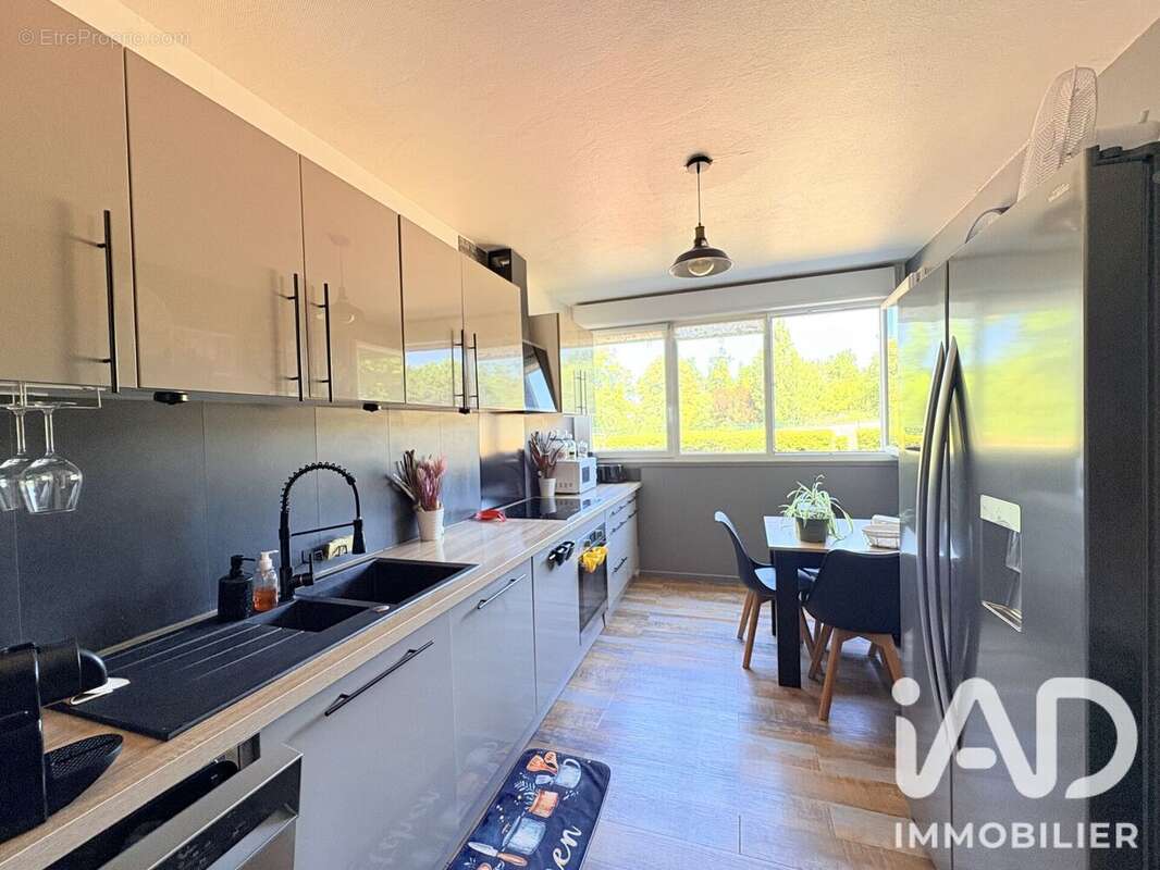 Appartement 76 m² à Lormont  - photo 5