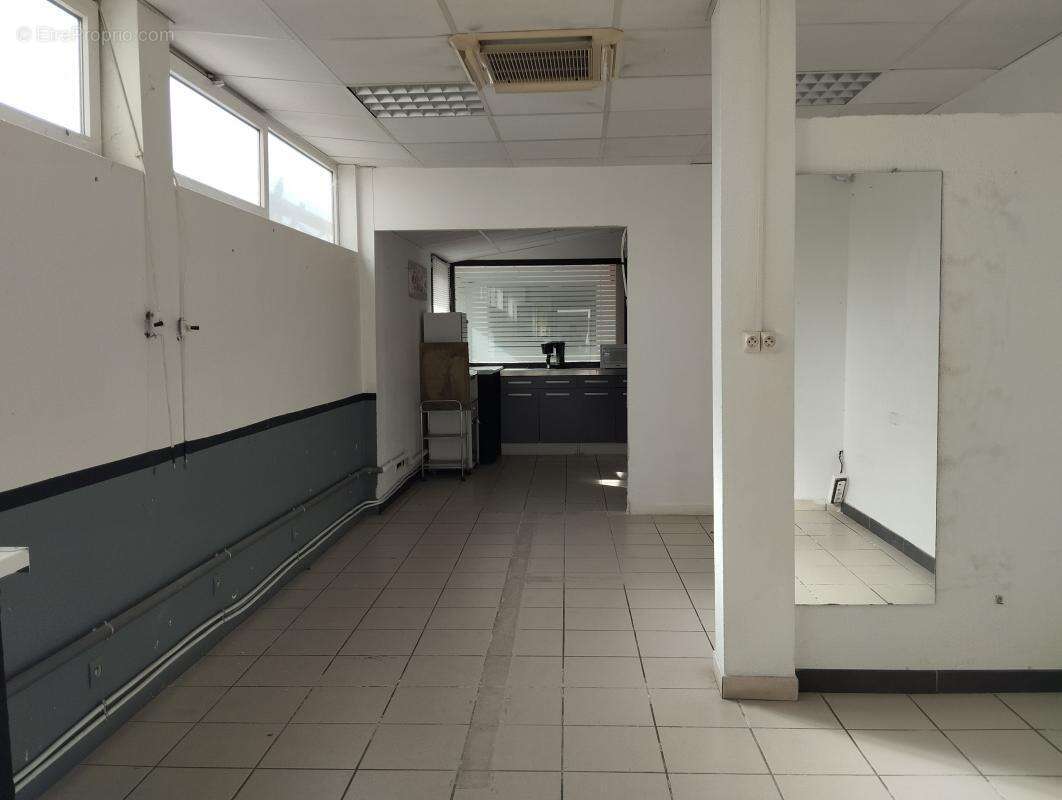 Commerce à MONT-DE-MARSAN