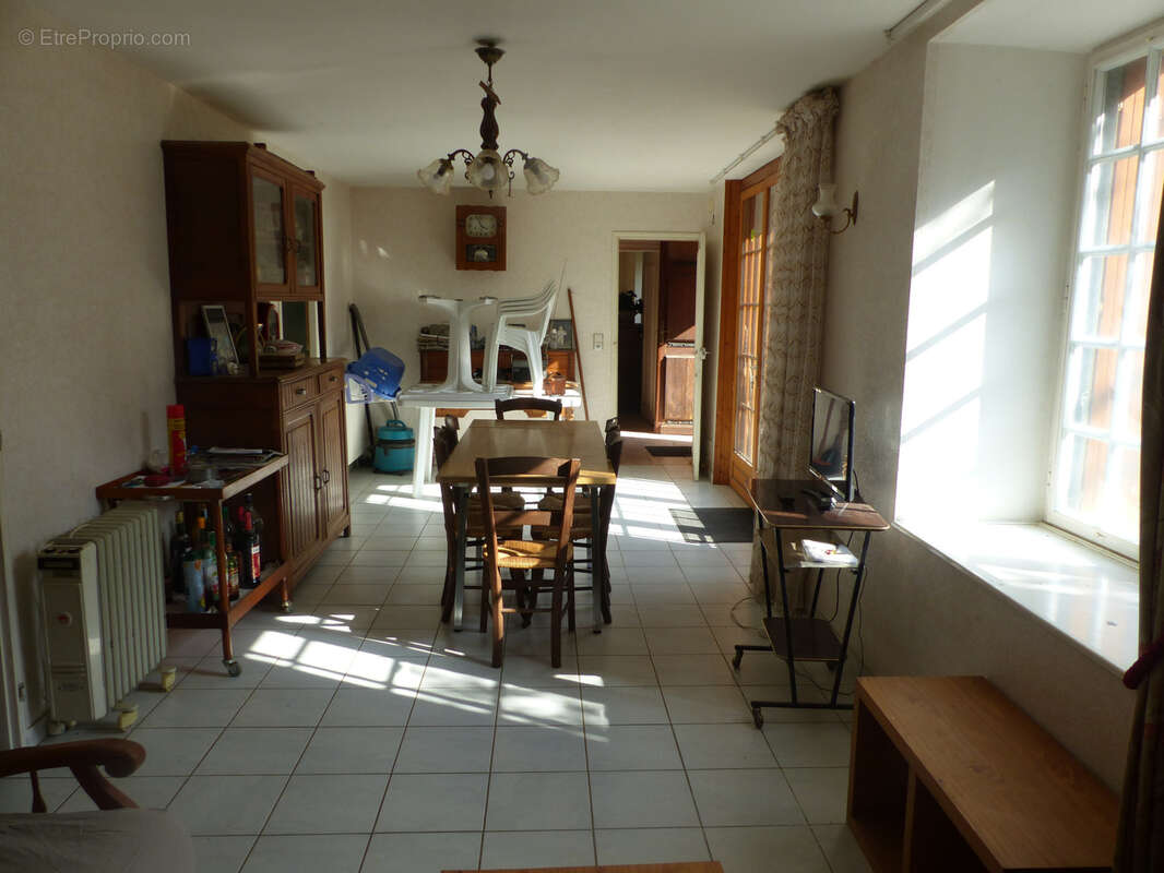 Maison à BAZUS-AURE