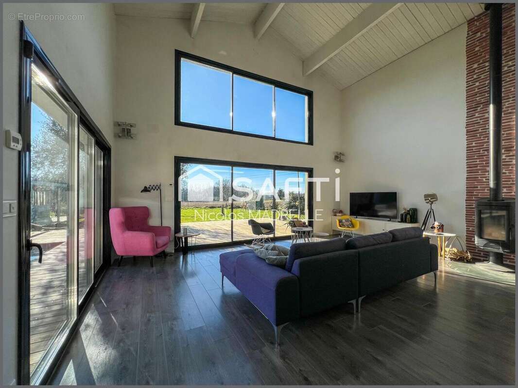 Photo 3 - Maison à FARGUES-SAINT-HILAIRE