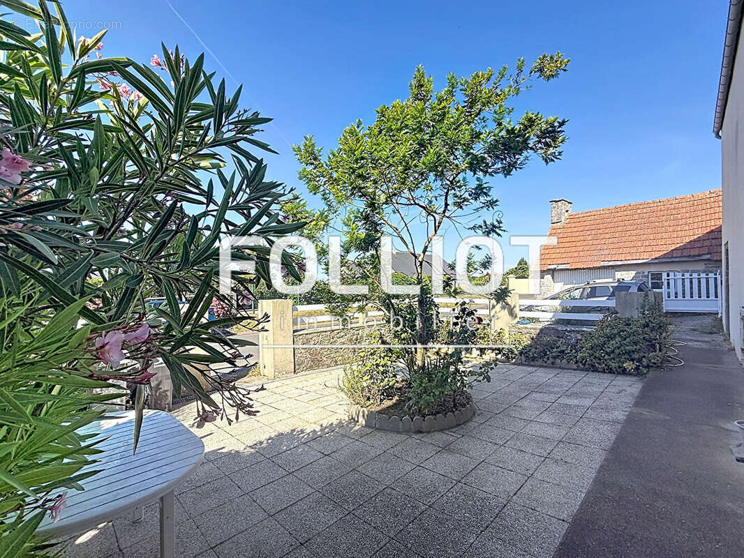A Vendre Maison avec autonomie de plain pied à Saint-Georges de la Rivière ,entre Barneville-Carteret et Port-bail -sur-mer - photo 4