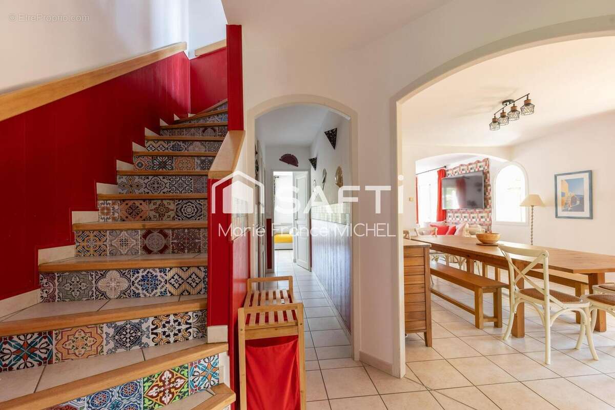 Photo 8 - Maison à PERNES-LES-FONTAINES