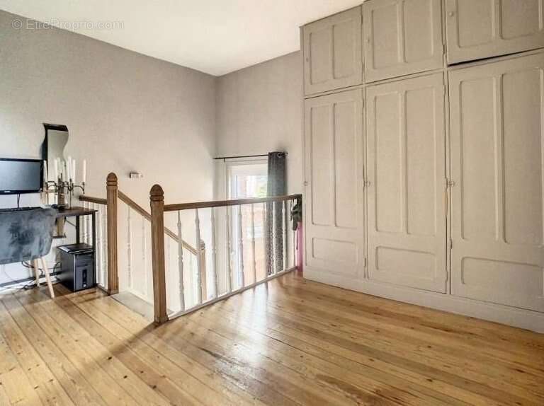 Maison à LA CHAPELLE-D&#039;ARMENTIERES