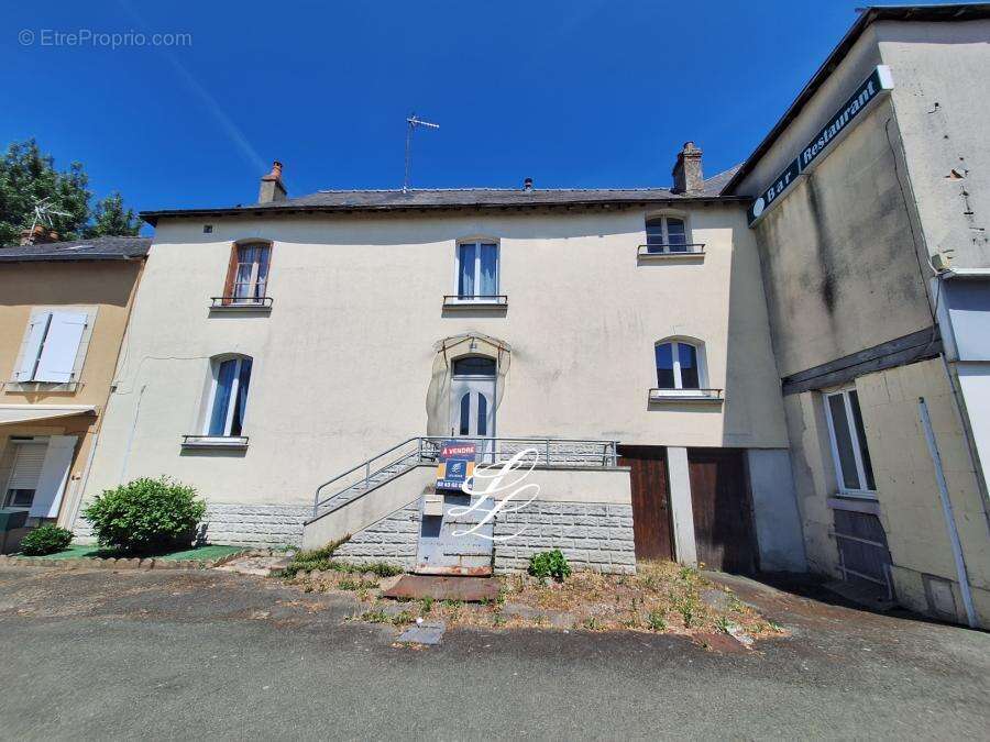 Maison à BOUESSAY