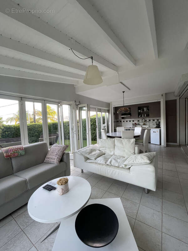 Appartement à LE GOSIER