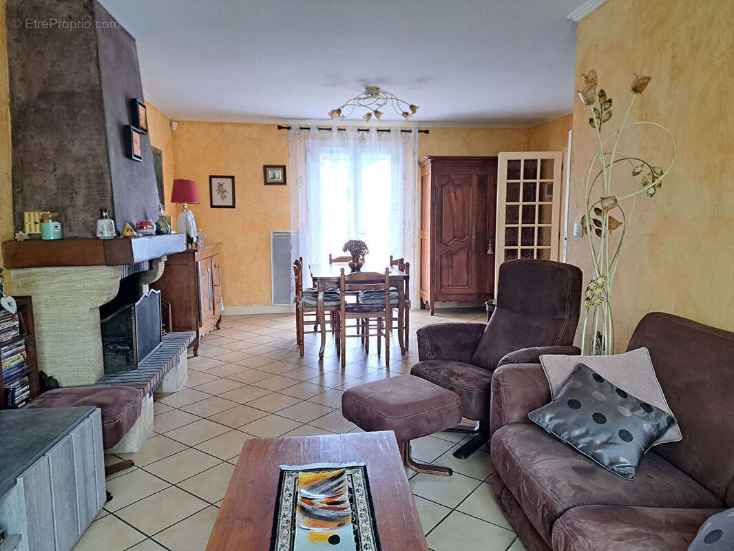 Maison à CHATELLERAULT
