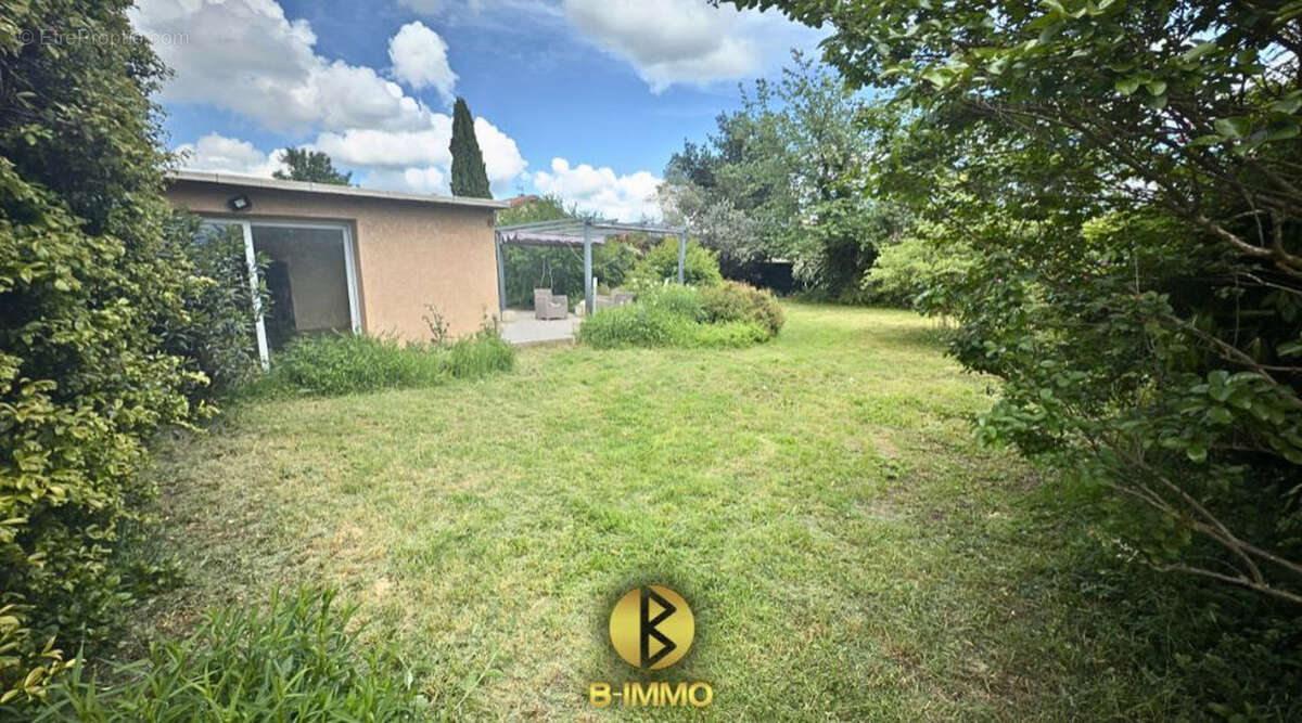 Maison à ROUSSILLON