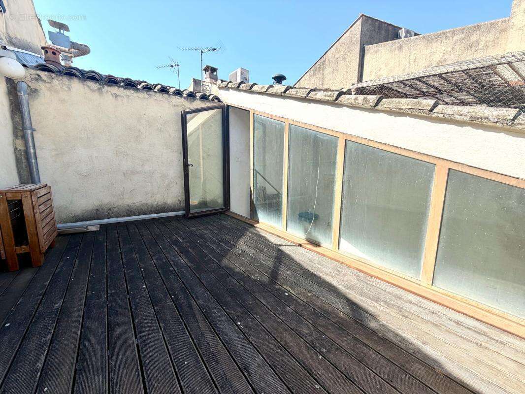 Maison à PELISSANNE