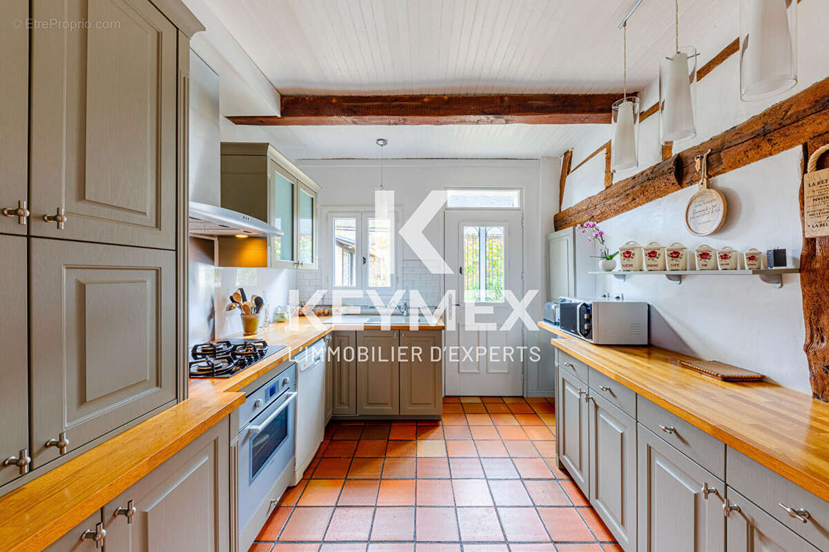 Maison à SAINTE-GENEVIEVE