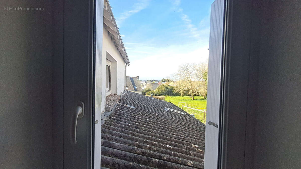 La Turballe : maison  T5 à rénover , 188m²  dont 95m²  d'ancien local commercial - photo 14