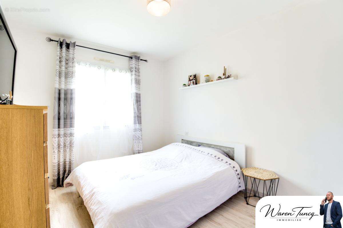 Maison de plain-pied 123 m², 4 chambres, bureau et garage - photo 8