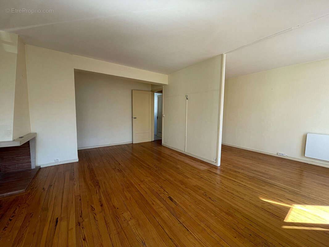 ROYAN centre - Appartement  T4 - photo 3