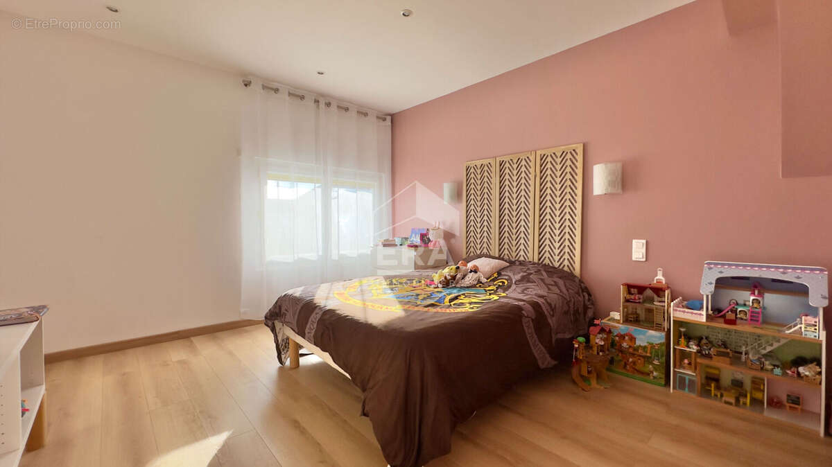 Maison à JUVISY-SUR-ORGE