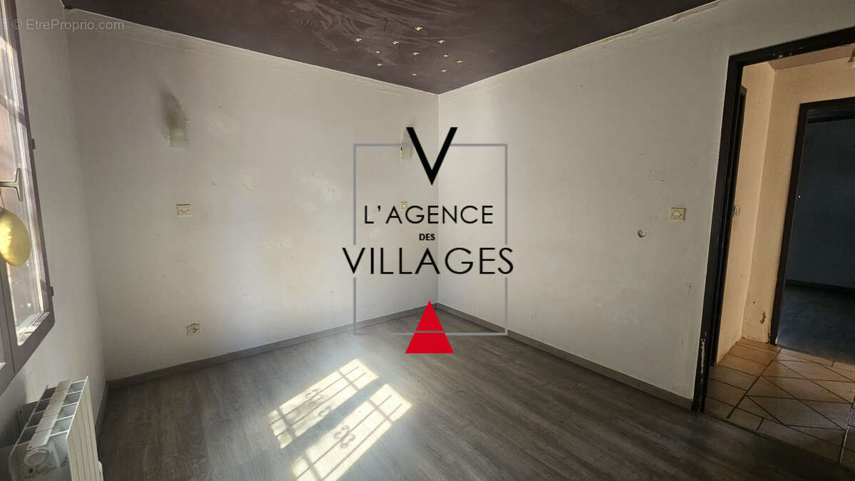 Maison à SAINT-PAUL-EN-FORET