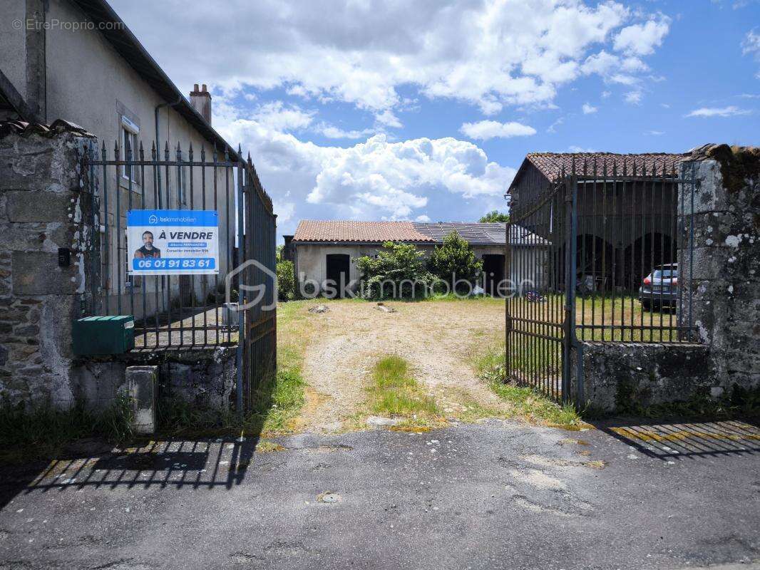Maison à VEYRAC