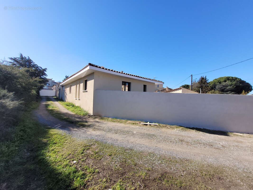 Maison à SALLES-D&#039;AUDE