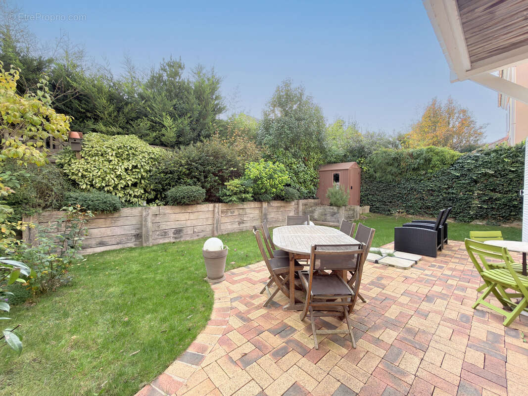 Maison à RUEIL-MALMAISON