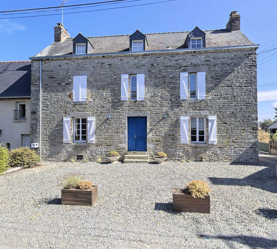 Maison à COESMES