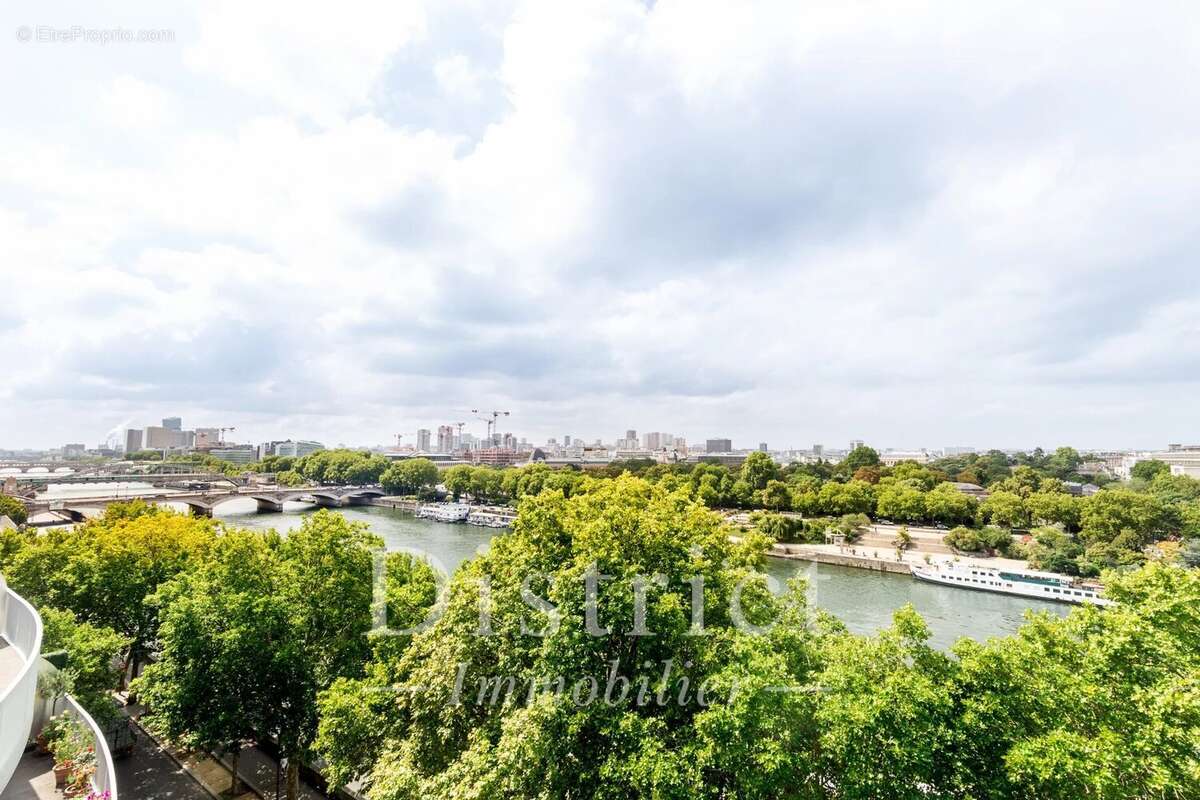Appartement à PARIS-4E