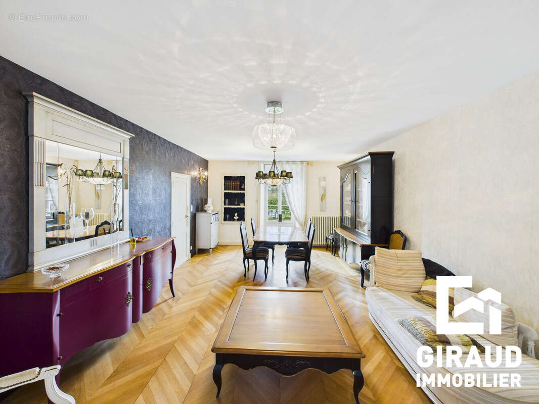 Maison à LA CHATAIGNERAIE