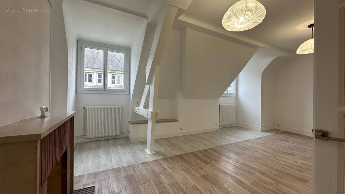 Appartement à COMPIEGNE