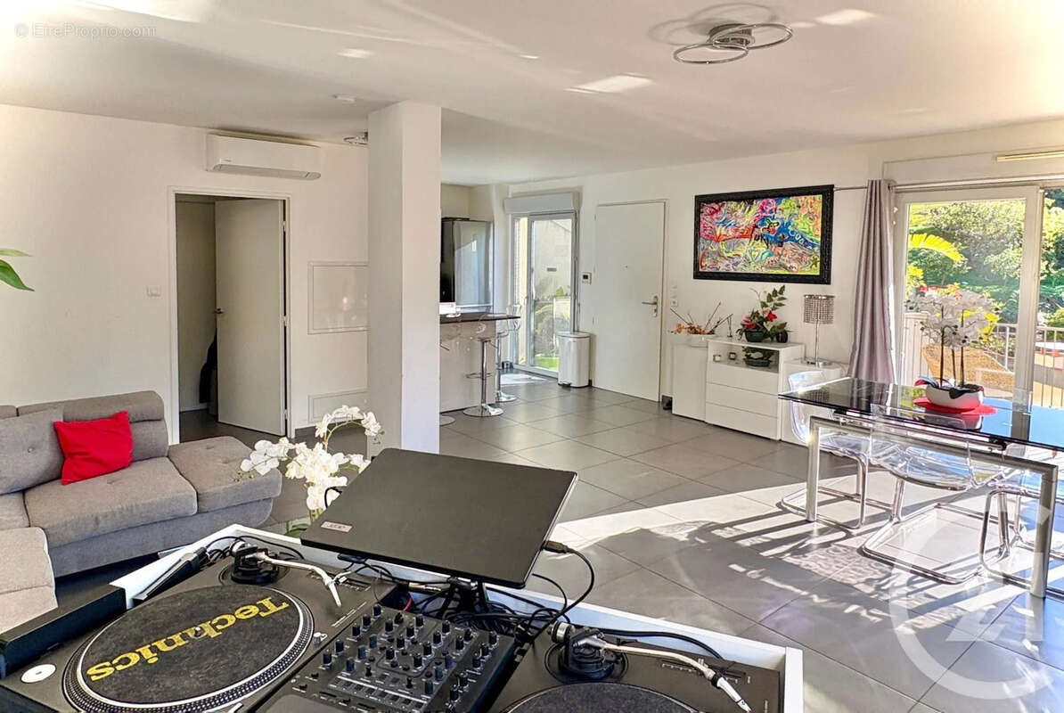 Appartement à MENTON