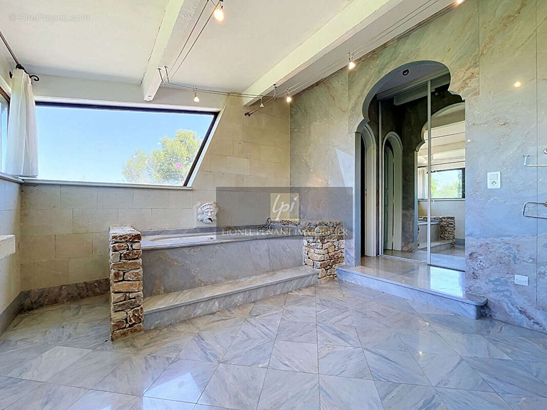 Maison carpentras  200 m2 avec piscine sur terrain de 22 444 m² - photo 16