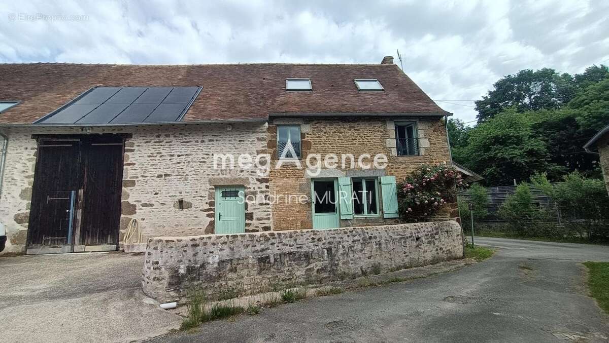 Maison à SAINT-PIERRE-DES-NIDS
