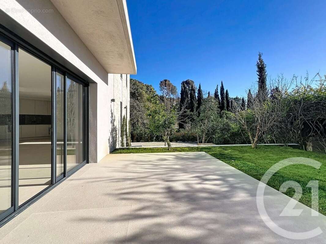 Maison 162 m² à Mougins  - photo 21