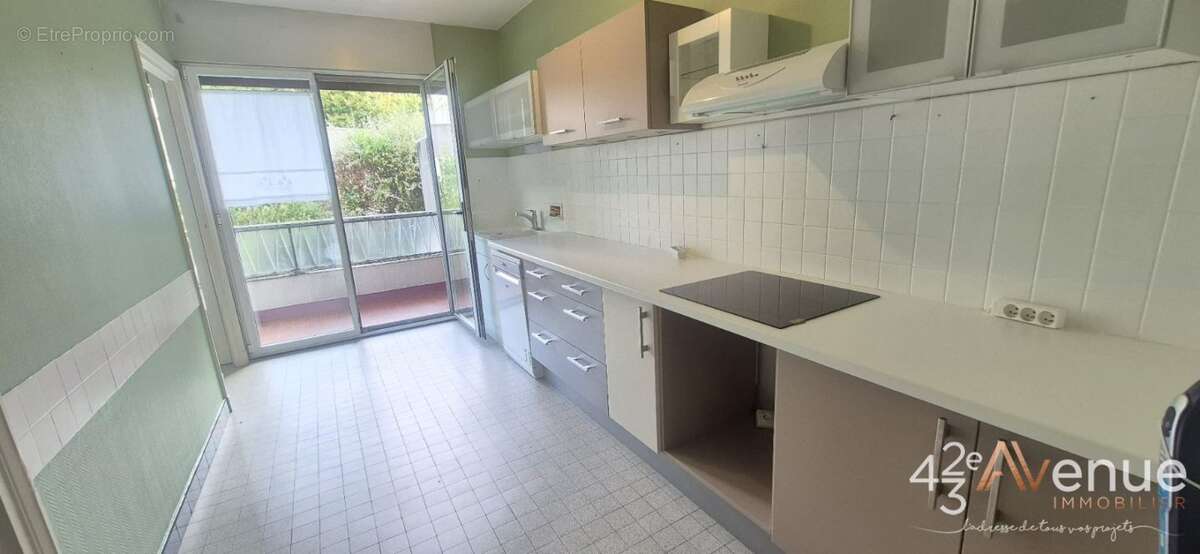 Appartement à SAINT-ETIENNE