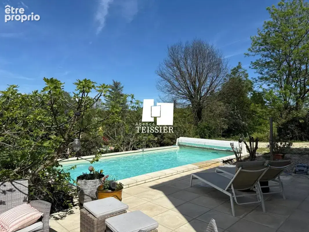 Maison familiale avec piscine à Chambonas - 182 m² - photo 7