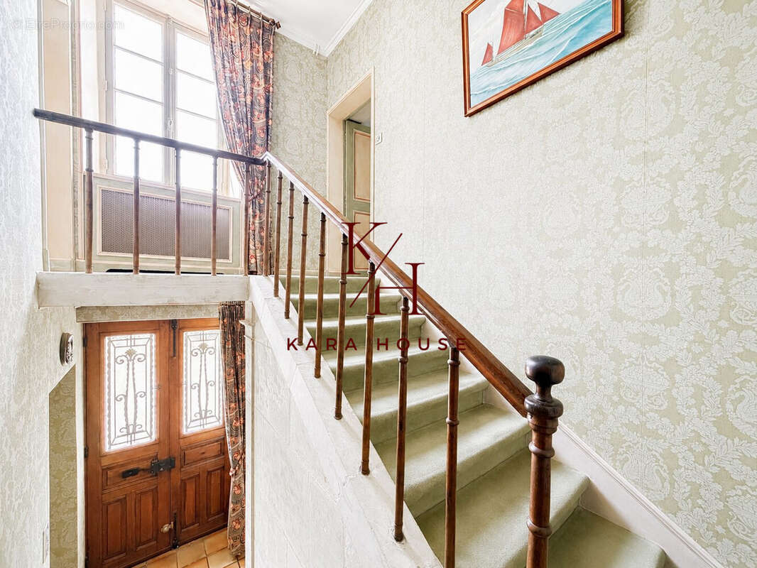 Maison 200 m² à Herouvillette  - photo 6