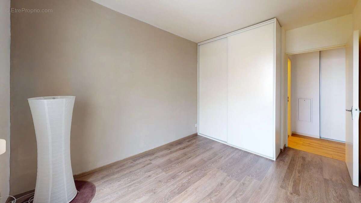 Appartement à MAINVILLIERS